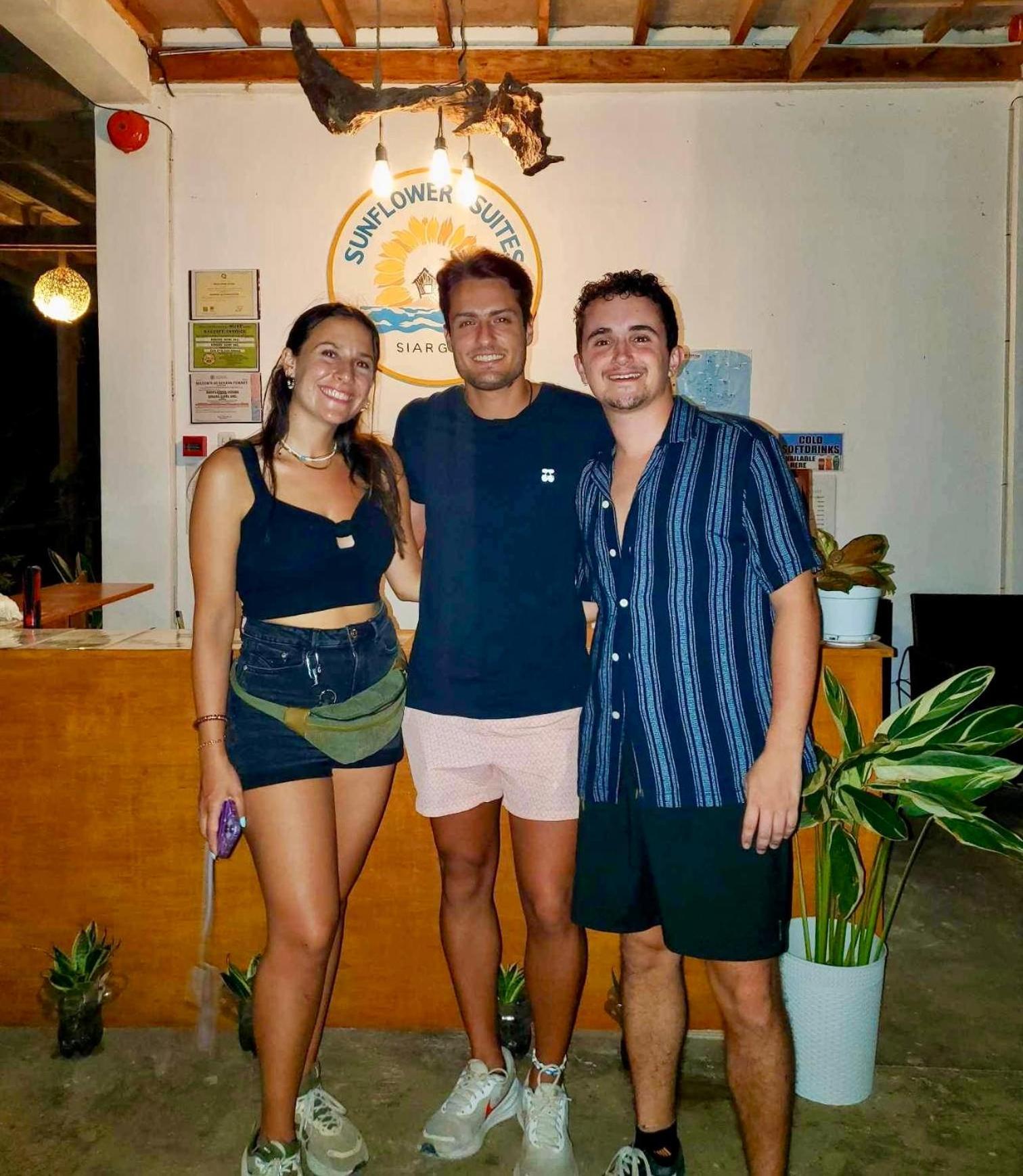 Siargao Sunflower Suites General Luna  Eksteriør bilde